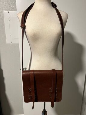 Daryl K Classic Brown Leather Crossbody Bag